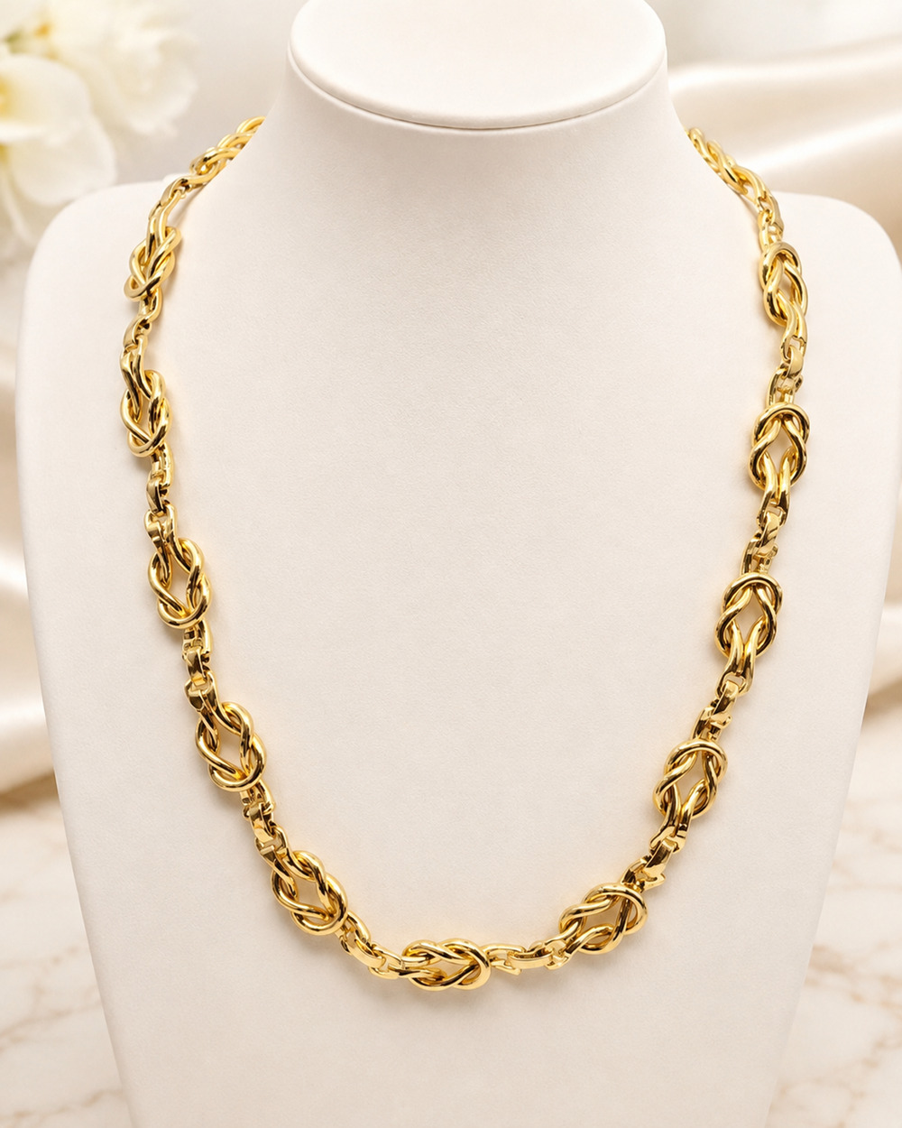 Vintage Gold Tone Sculptural Knot Link Necklace 1980s Statement Collar 17” 41g
